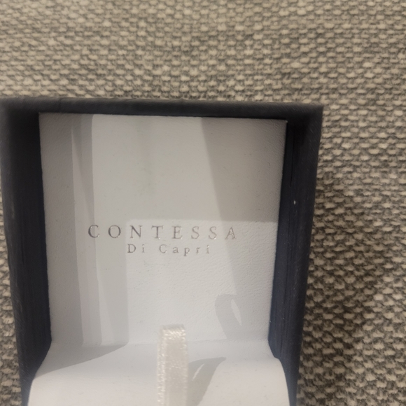 Earrings - Picture 3 of 4